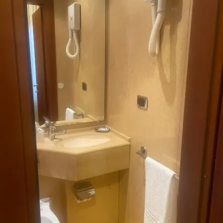 Mondial 酒店 拉帕洛