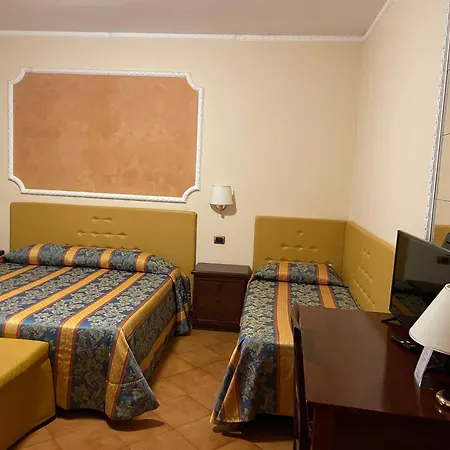 Hotel Mondial